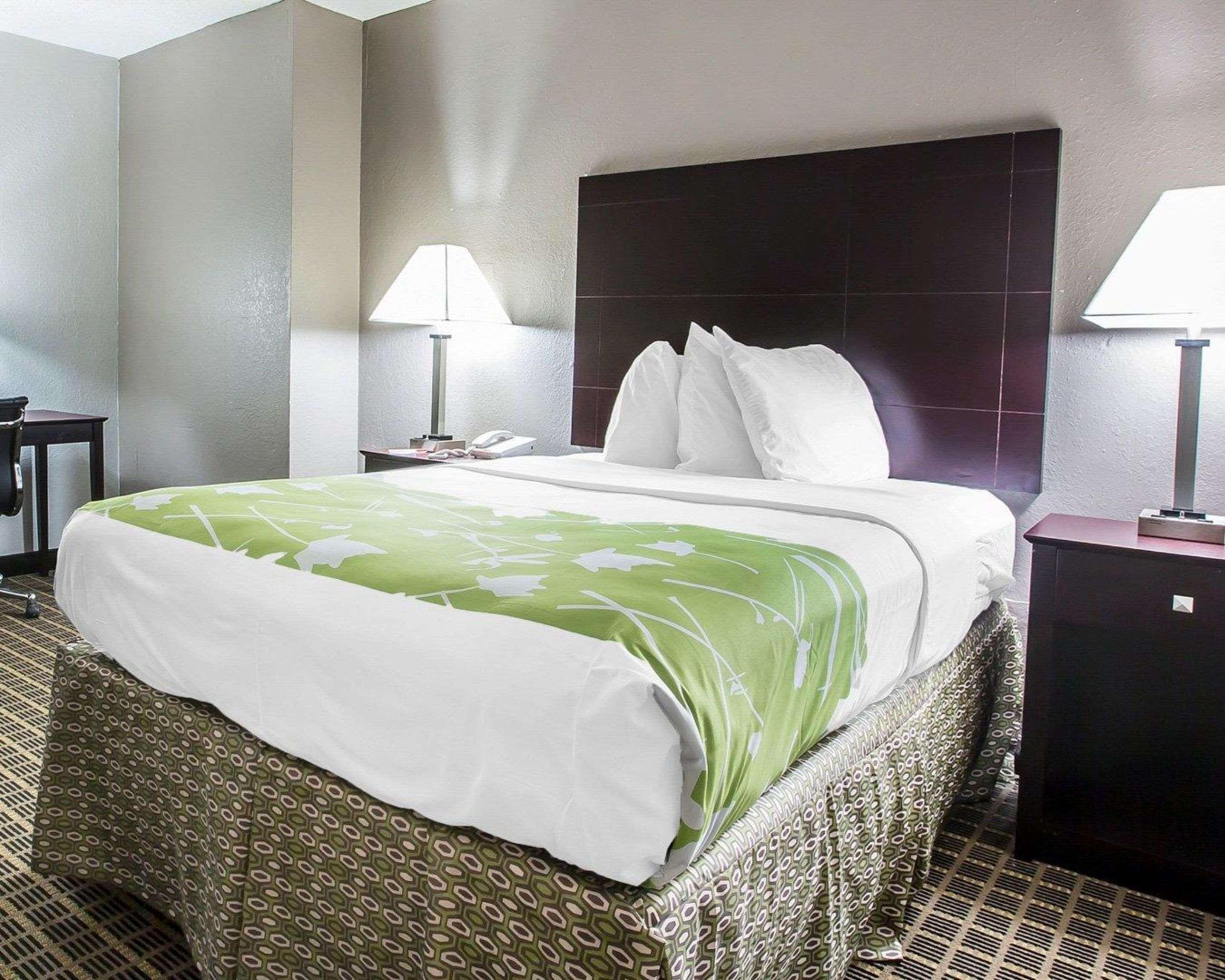 Econo Lodge Birmingham Hoover Buitenkant foto